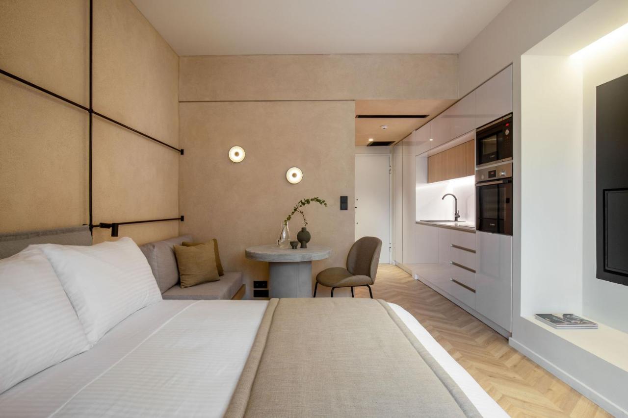 The Newel Psychiko Hotel Athene Buitenkant foto A room at the hotel