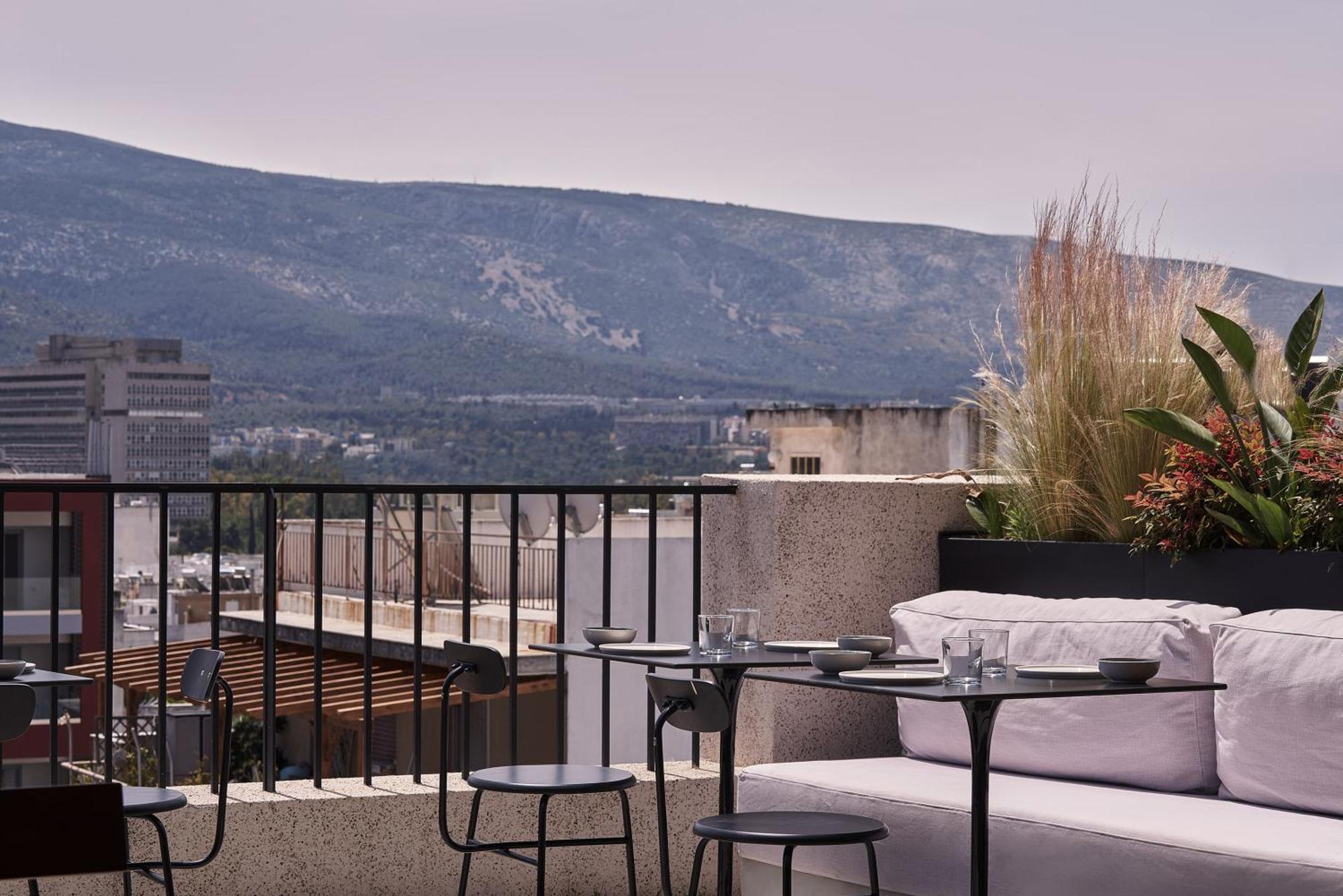 The Newel Psychiko Hotel Athene Buitenkant foto View from the rooftop